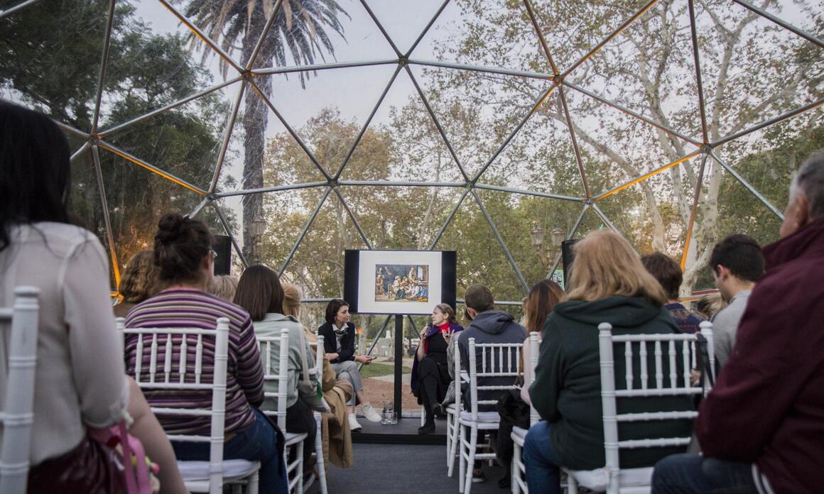 Estrella de Diego y Daiana Wechsler en el Domo de la Semana del Arte.